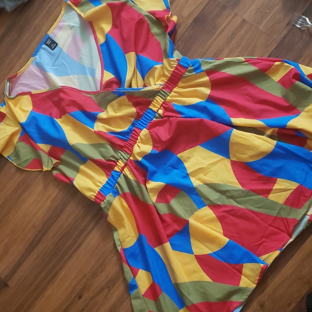 Dress - Picture 3 of 3